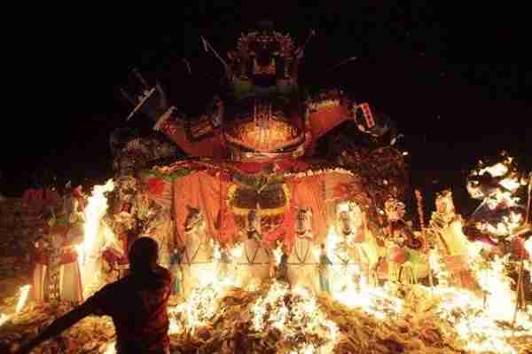 What Is Chinese Hungry Ghost Festival? (Zhong Yuan Jie)