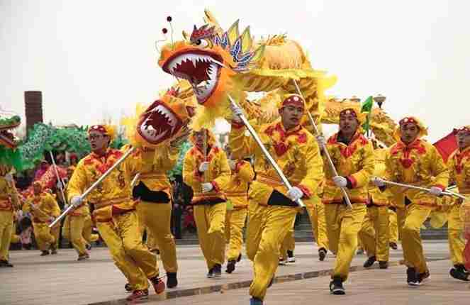 What Does The Chinese Dragon Dance Mean