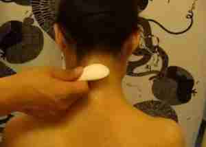 Read more about the article Gua Sha Massage: Kerokan Therapy Benefits, meaning And How To Use